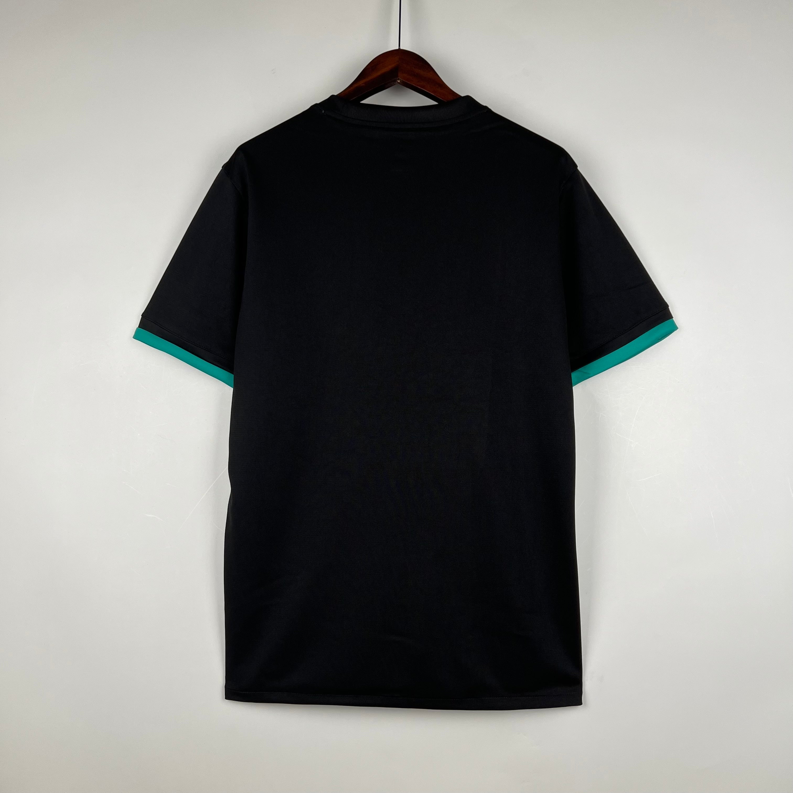Retro Real Madrid 17/18 Bortatröja