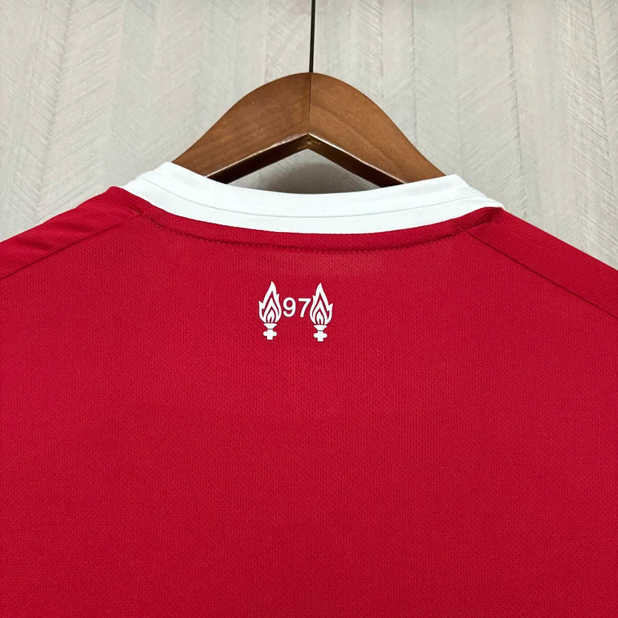 Liverpool 25/26 Hemmatröja