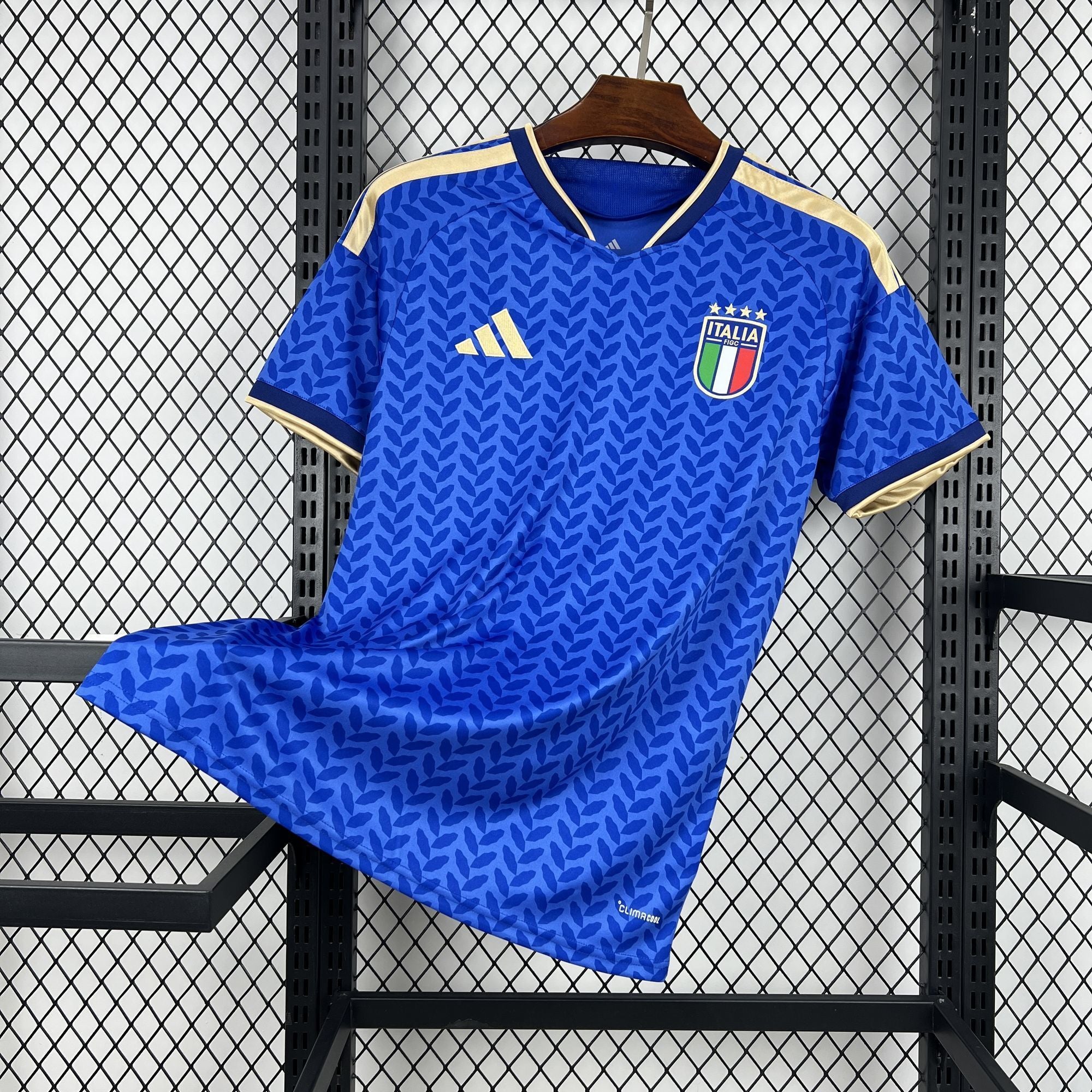 Italien 2026 Hemmatröja