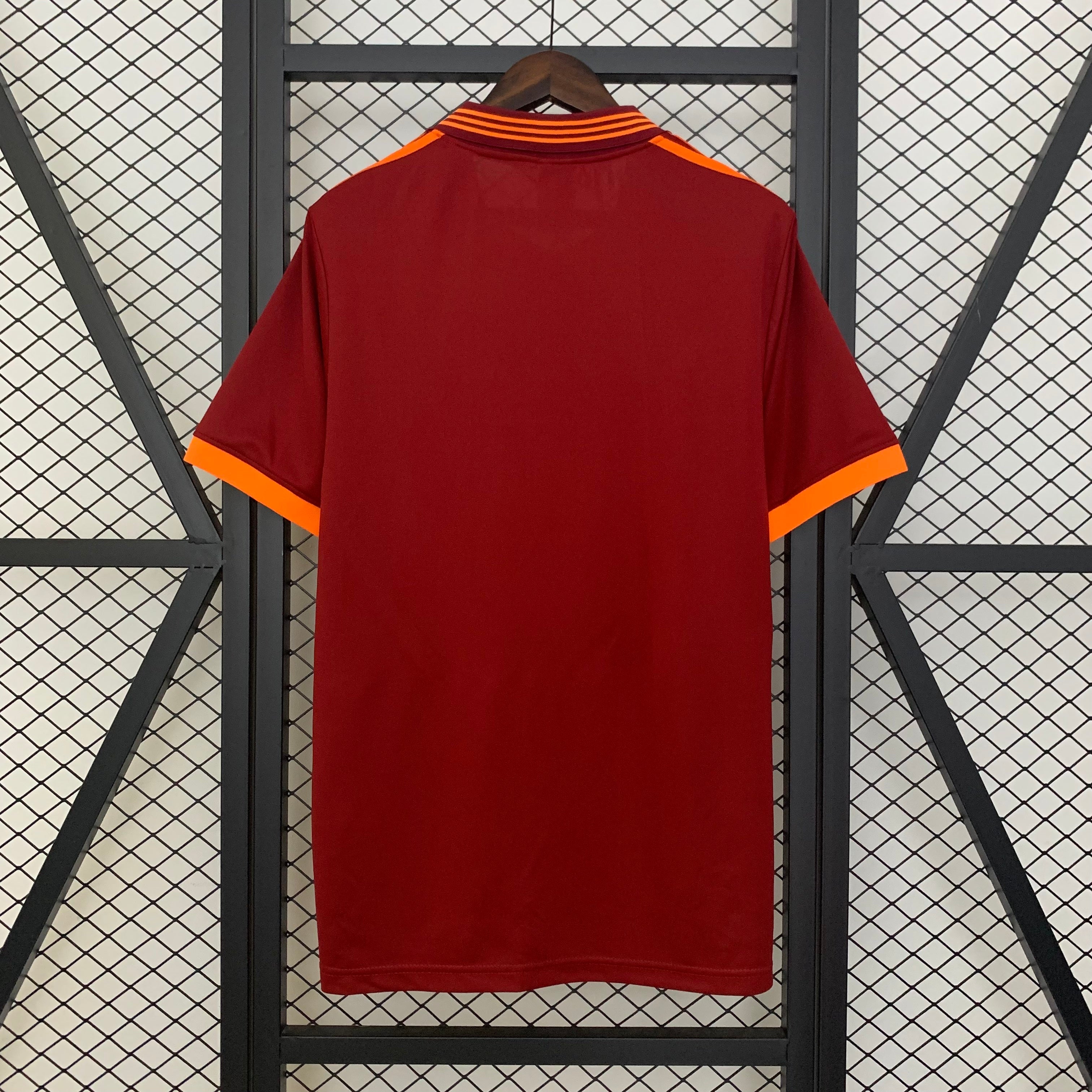 Retro Roma 92/94 Hemmatröja