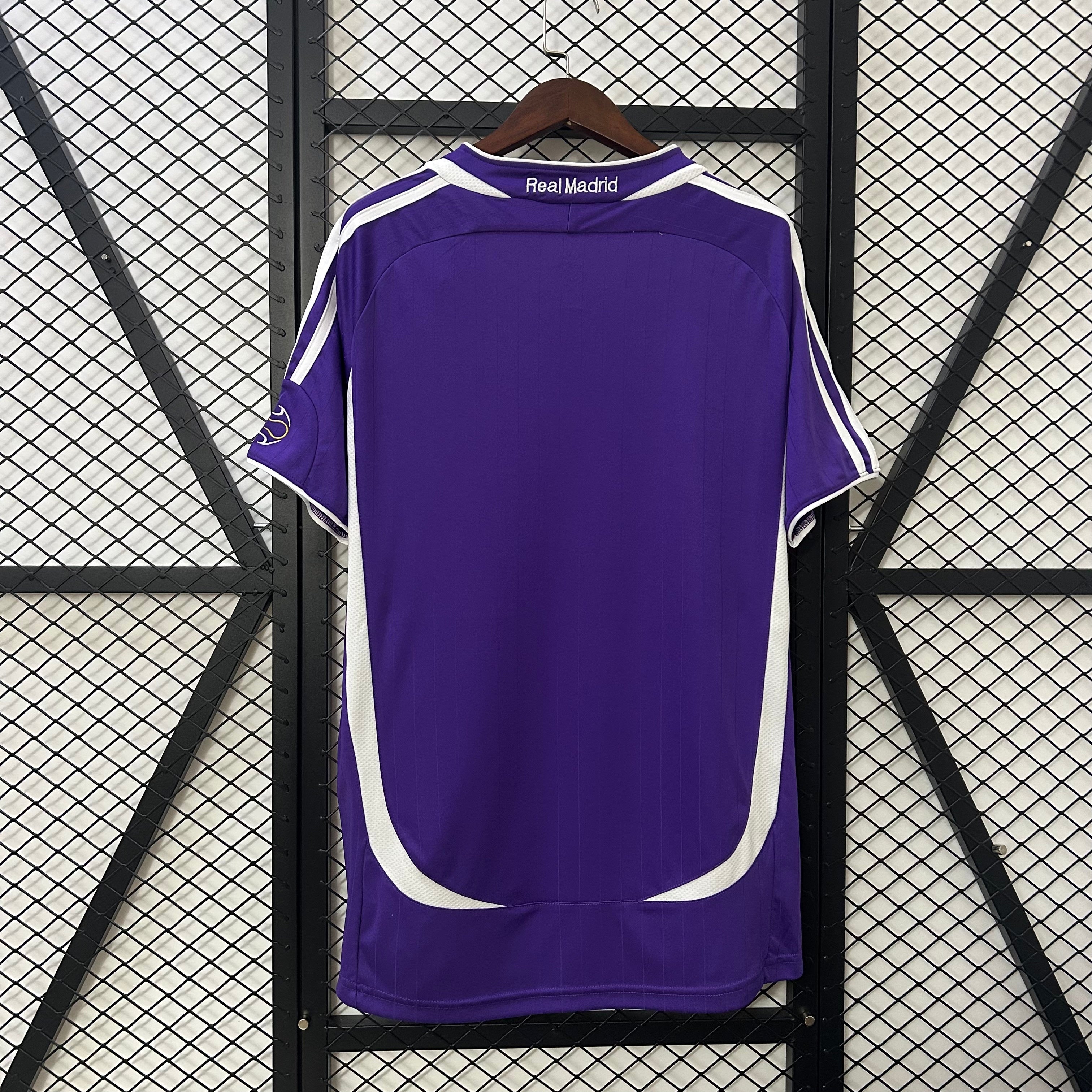 Retro Real Madrid 06/07 Tredjeställ